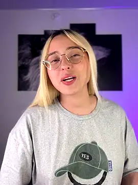 Irisweet  online show from 09/27/25, 10:49