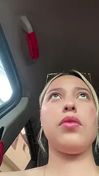 Irisweet  online show from 12/17/25, 07:08