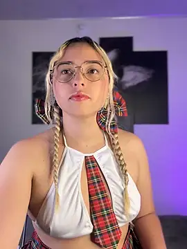 Irisweet  online show from 09/27/25, 10:43