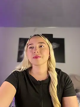 Irisweet  online show from 11/26/25, 09:37