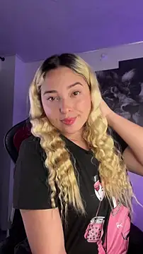 Irisweet  online show from 10/22/25, 09:46