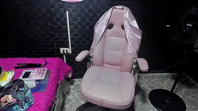 mature sexi40 online show from 02/14/26, 01:06