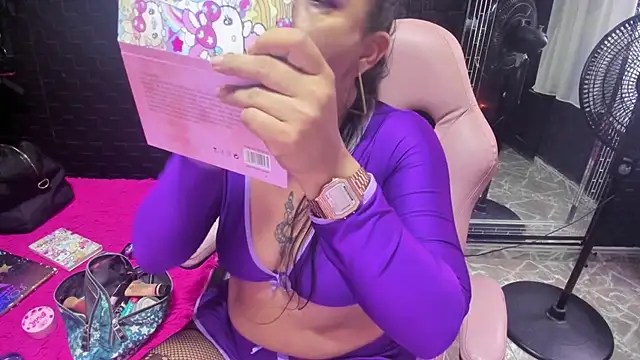 mature sexi40 online show from 04/10/26, 12:01