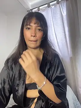 SaraVergara online show from 09/22/25, 04:57