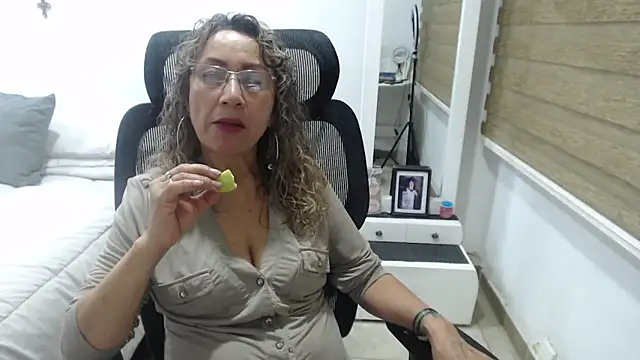 jesy hot online show from 03/07/26, 11:43