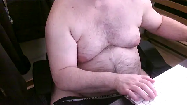 Snapshot of sr4343 chatting on 03/13/25, 01:29 sr4343 online show from 03/13/25, 01:29