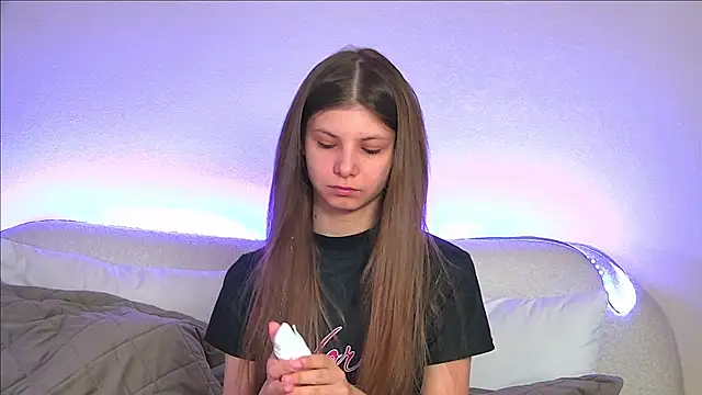 AudreyBarlow online show from 03/18/25, 06:28