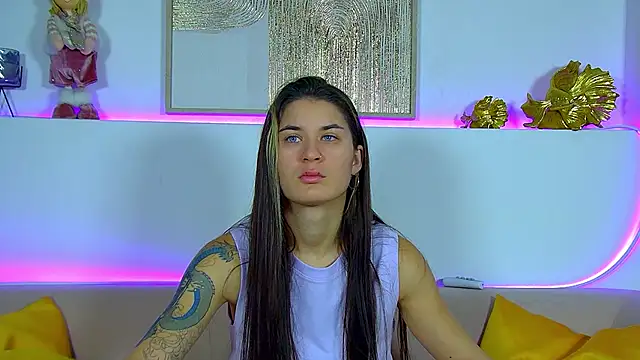 Snapshot of RachelSimpson chatting on 12/19/25, 06:21 RachelSimpson online show from 12/19/25, 06:21