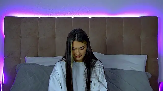 Snapshot of RachelSimpson chatting on 11/14/25, 06:22 RachelSimpson online show from 11/14/25, 06:22