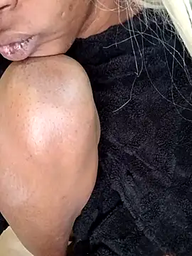 Jasmine FullsShine online show from 04/19/26, 06:10