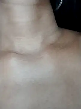 Snapshot of Jasmine_FullsShine chatting on 10/25/25, 01:34 Jasmine FullsShine online show from 10/25/25, 01:34