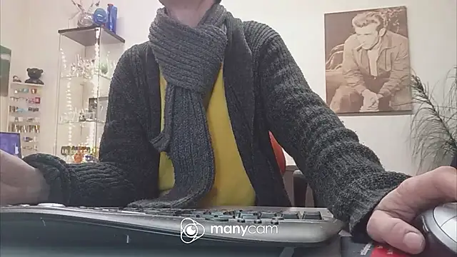 der dino30 online show from 12/25/24, 11:00