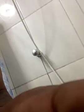 raphadoors19 online show from 11/22/25, 02:43