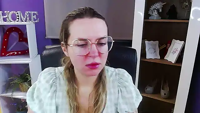 Zoey Erotic online show from 01/16/26, 06:28