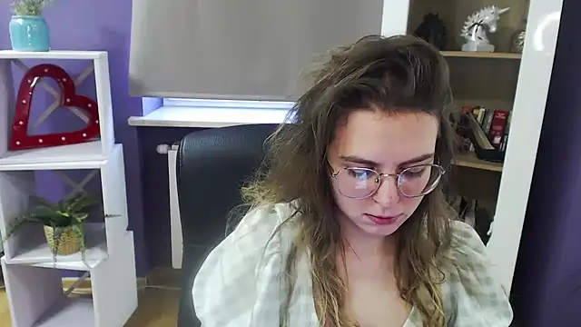 Snapshot of Zoey_Erotic chatting on 02/11/25, 11:53 Zoey Erotic online show from 02/11/25, 11:53