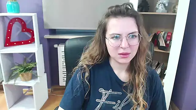 Snapshot of Zoey_Erotic chatting on 02/28/25, 05:37 Zoey Erotic online show from 02/28/25, 05:37