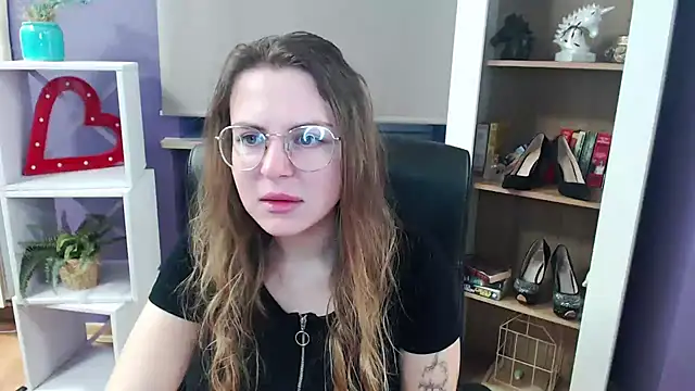 Snapshot of Zoey_Erotic chatting on 03/12/25, 05:24 Zoey Erotic online show from 03/12/25, 05:24