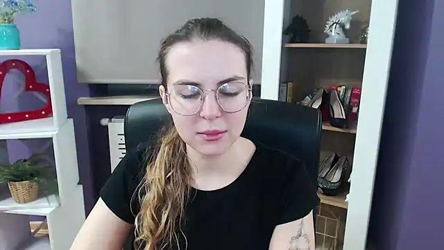 Snapshot of Zoey_Erotic chatting on 02/26/25, 05:35 Zoey Erotic online show from 02/26/25, 05:35
