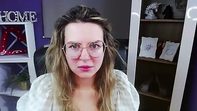 Zoey Erotic online show from 01/07/26, 05:34