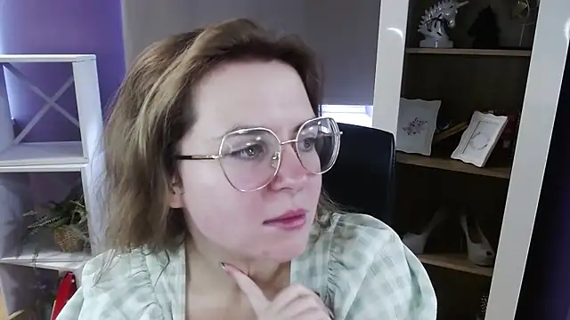 Zoey Erotic online show from 03/27/26, 08:37