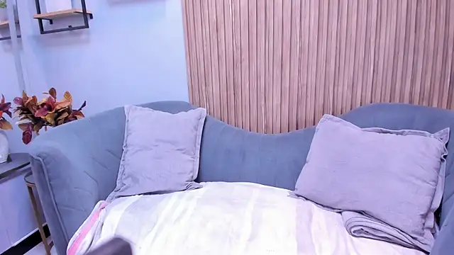 Sariitaa  online show from 09/30/25, 03:18