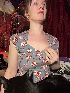 courtneyoccult online show from 12/01/25, 09:54