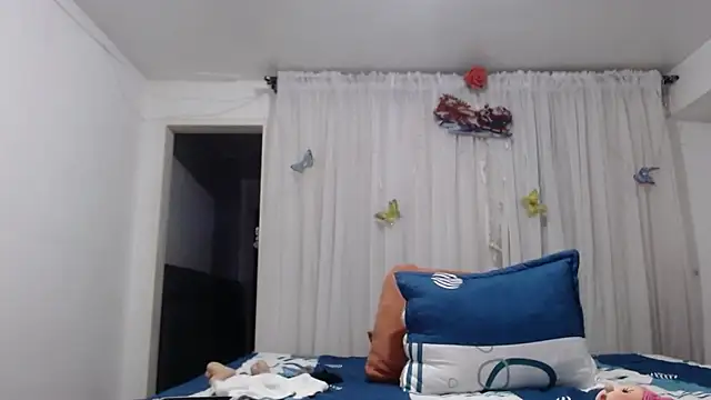 linapalacios online show from 01/13/26, 10:35