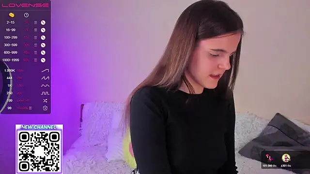 Ema X Love online show from 04/17/26, 07:49