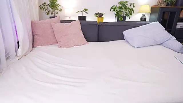 Lily minx online show from 03/06/26, 03:56