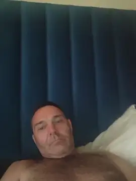 Brutus009 online show from 03/04/26, 08:33