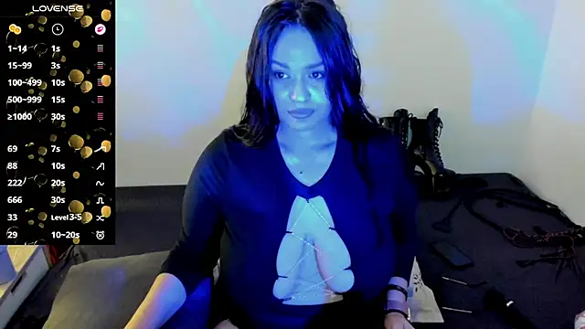 Snapshot of Laura_sinner chatting on 06/06/26, 07:19 Laura sinner online show from 06/06/26, 07:19