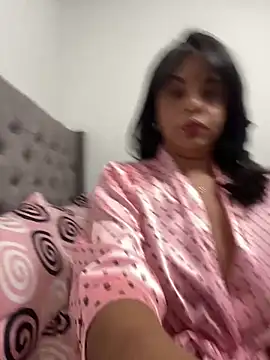 Snapshot of Kataliina chatting on 07/02/26, 12:11 Kataliina online show from 07/02/26, 12:11