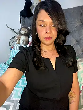 Kataliina online show from 11/16/25, 04:39