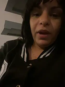 Kataliina online show from 05/09/26, 01:09