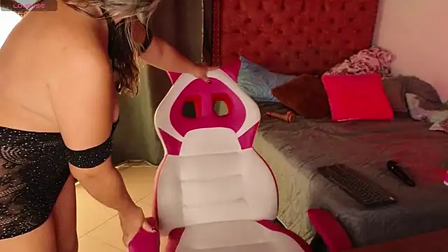 GiselReyes online show from 03/23/26, 11:26