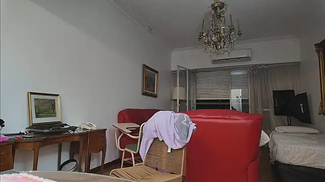 Elnonoykeila77 online show from 06/17/26, 01:27