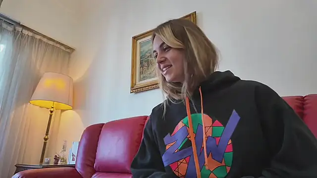 Elnonoykeila77 online show from 04/04/26, 05:52