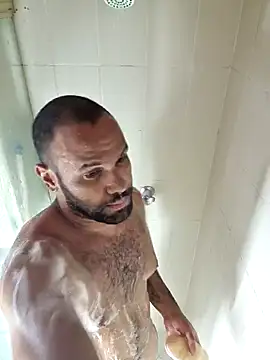 Snapshot of anthonylatynxd chatting on 03/11/25, 10:53 anthonylatynxd online show from 03/11/25, 10:53