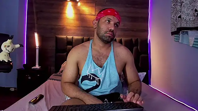 Snapshot of anthonylatynxd chatting on 02/18/25, 11:41 anthonylatynxd online show from 02/18/25, 11:41