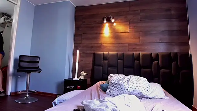 Snapshot of anthonylatynxd chatting on 02/18/25, 02:27 anthonylatynxd online show from 02/18/25, 02:27