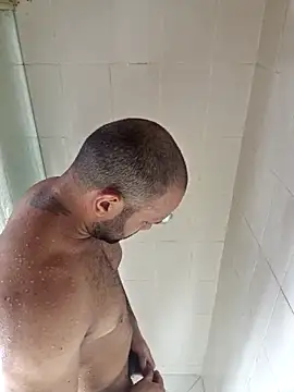 Snapshot of anthonylatynxd chatting on 12/19/25, 05:04 anthonylatynxd online show from 12/19/25, 05:04