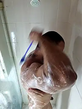 Snapshot of anthonylatynxd chatting on 11/12/25, 03:49 anthonylatynxd online show from 11/12/25, 03:49