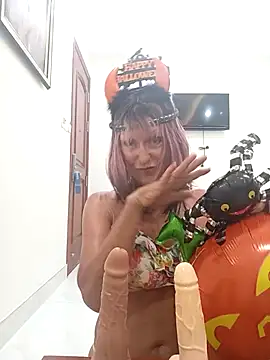 Eliza Wendy online show from 10/31/25, 09:50