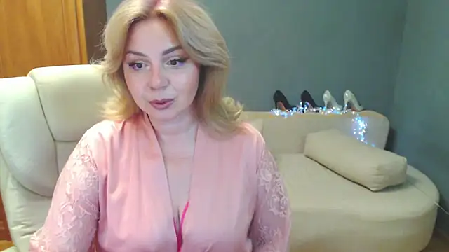 Cute sun online show from 09/14/25, 04:29