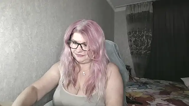 Snapshot of Diana_49 chatting on 07/07/26, 06:16 Diana 49 online show from 07/07/26, 06:16