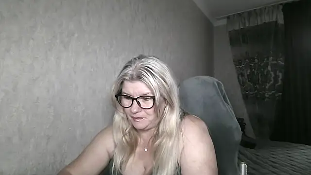Diana 49 online show from 05/08/26, 07:56