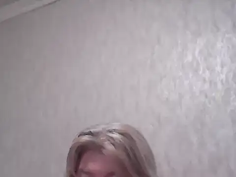 Snapshot of Diana_49 chatting on 03/21/25, 06:29 Diana 49 online show from 03/21/25, 06:29