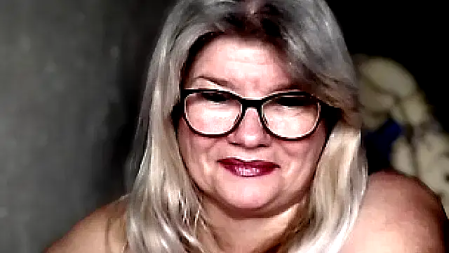 Diana 49 online show from 12/22/25, 01:17