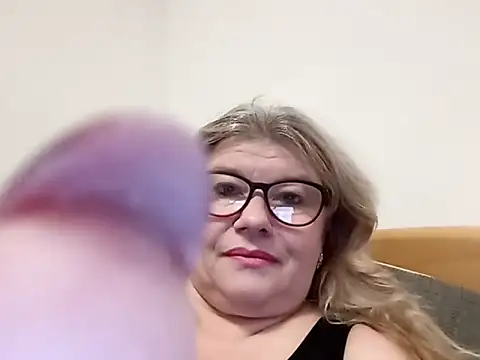 Diana 49 online show from 04/05/26, 11:17