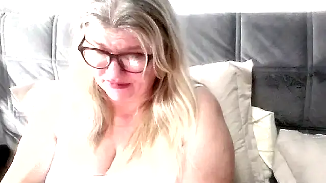 Diana 49 online show from 03/28/26, 10:11